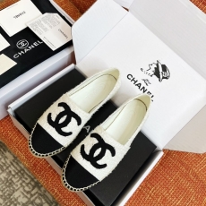 Chanel Flat Shoes